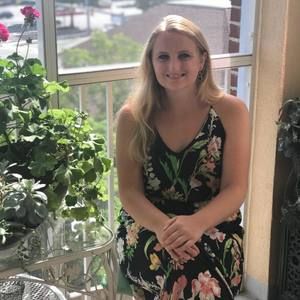 Meet your Posher, Stephanie